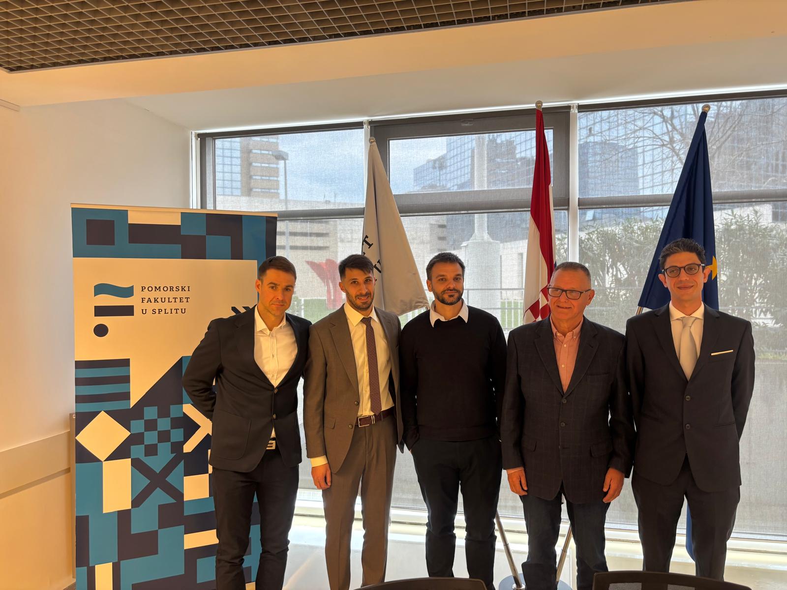 Doktorirao Nur Assani!