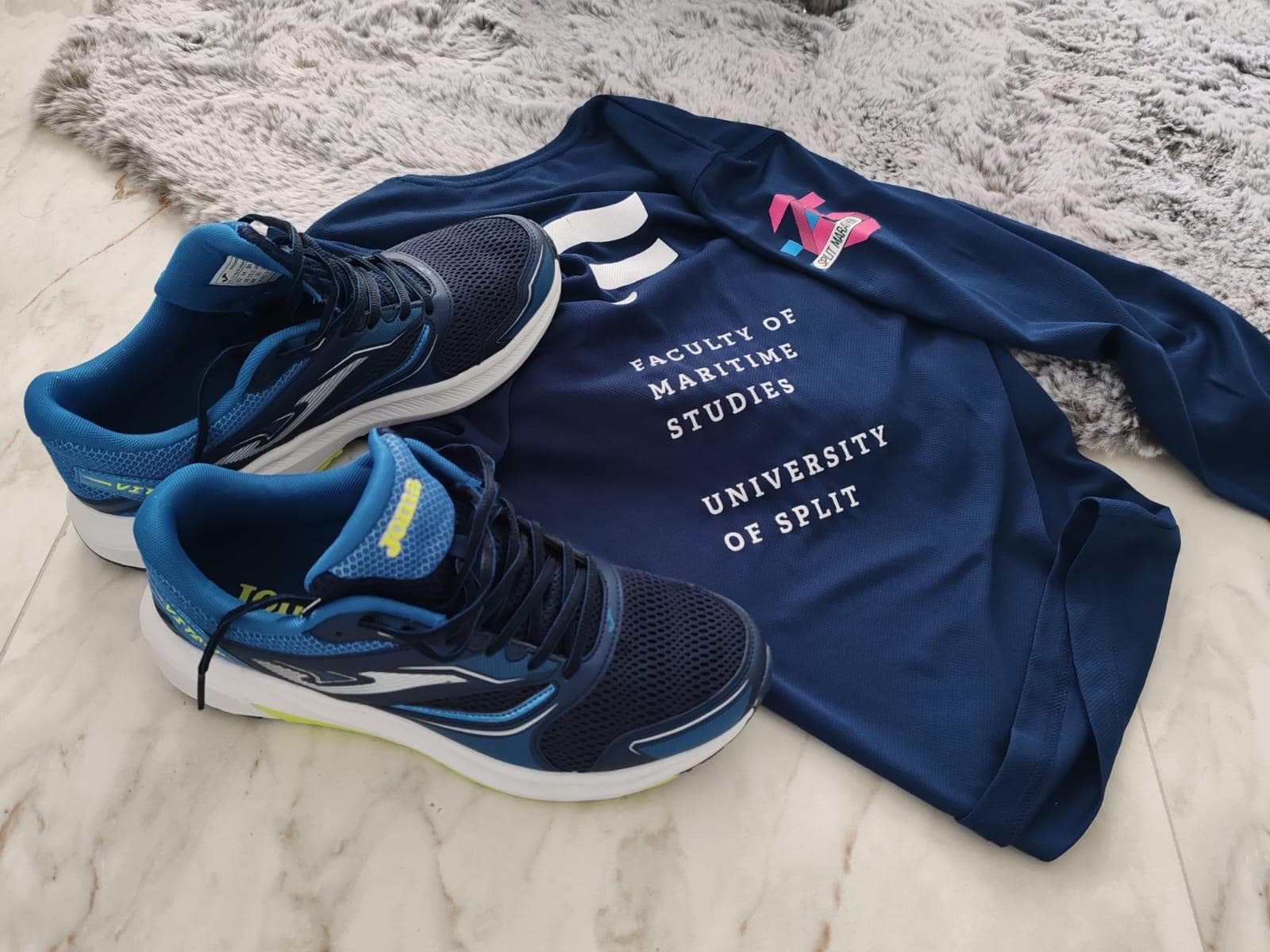 🏃‍♀️‍➡️🏃‍♂️‍➡️🏃‍➡️ Trčite Splitski maraton 2026 u timu PFST 👟👟👟