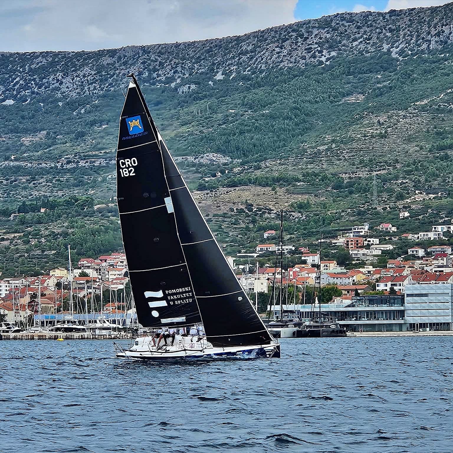 1. mjesto za Pomorski ST na 14. Kaštelanskoj regati